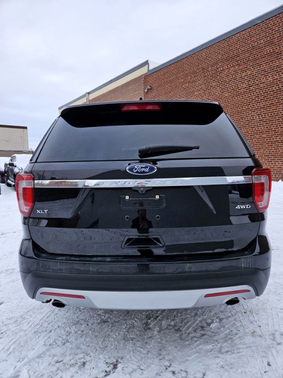 2016 Ford Explorer Image 6