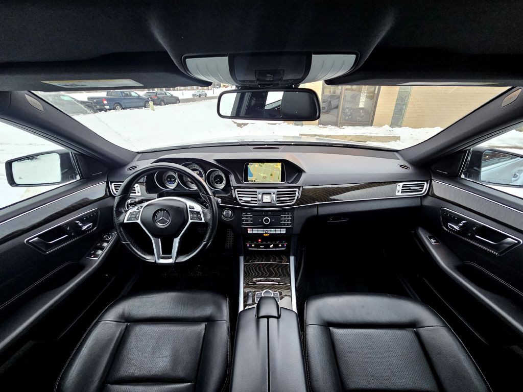 2016 Mercedes-Benz E-Class Image 13
