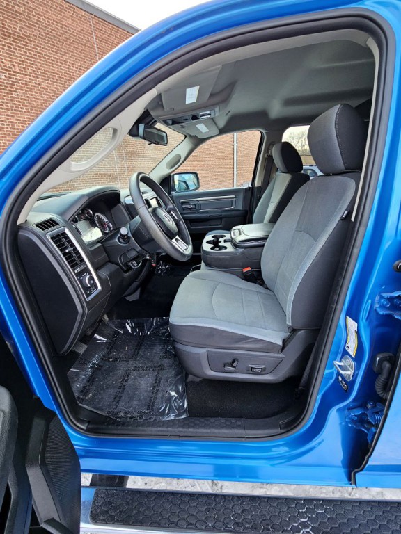 2021 RAM 1500 Image 12