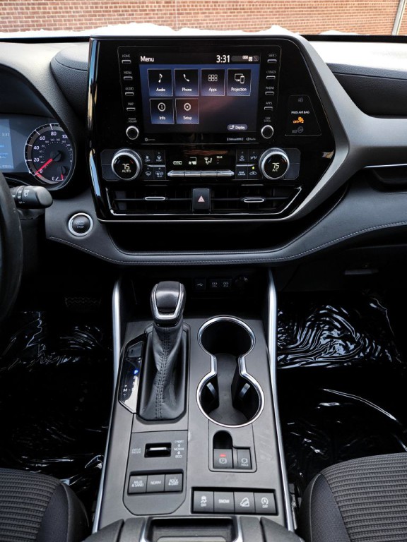 2020 Toyota Highlander Image 14