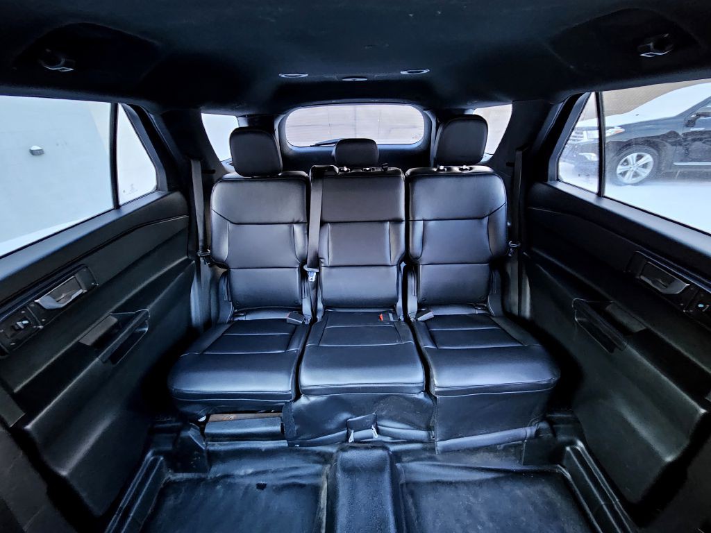 2023 Ford Explorer Image 8