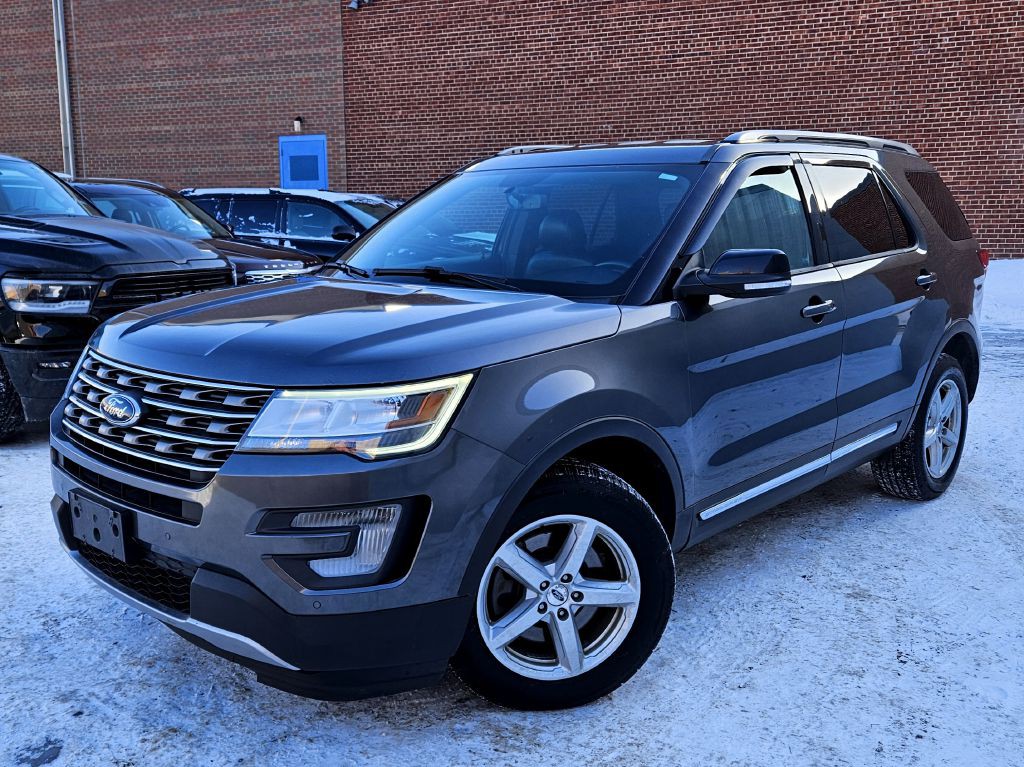 2017 Ford Explorer Image 2