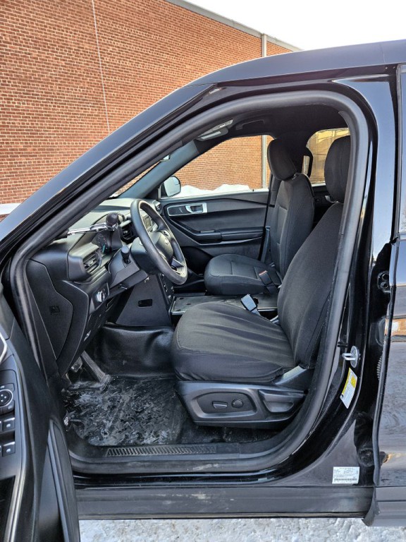 2022 Ford Explorer Image 12