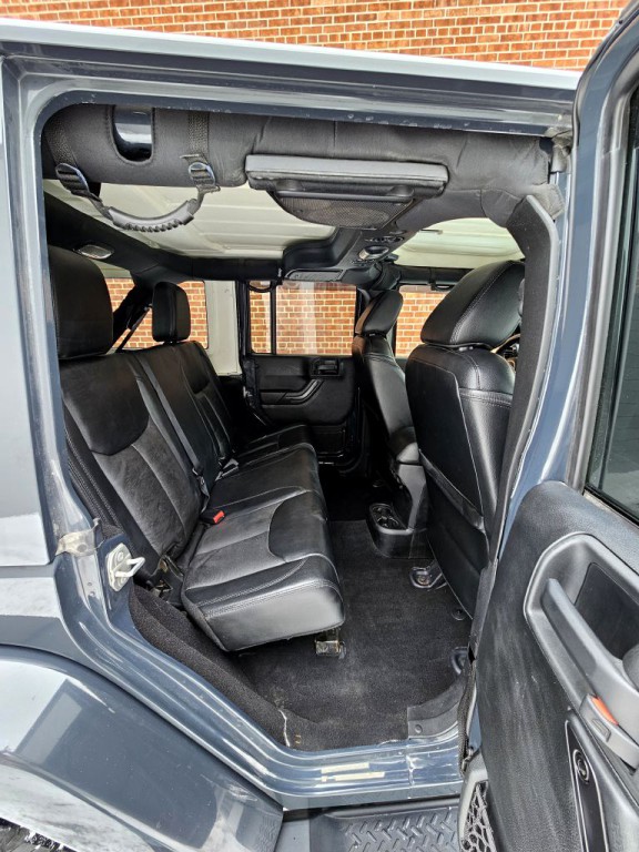 2017 Jeep Wrangler Unlimited Image 9