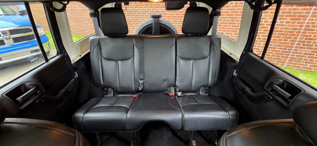 2017 Jeep Wrangler Unlimited Image 8