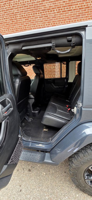 2017 Jeep Wrangler Unlimited Image 10