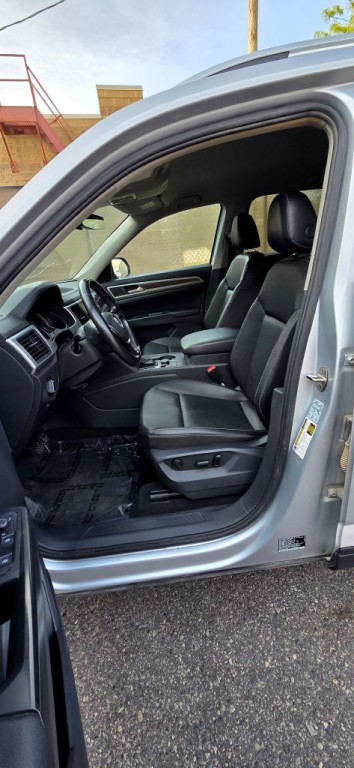 2018 Volkswagen Atlas Image 12