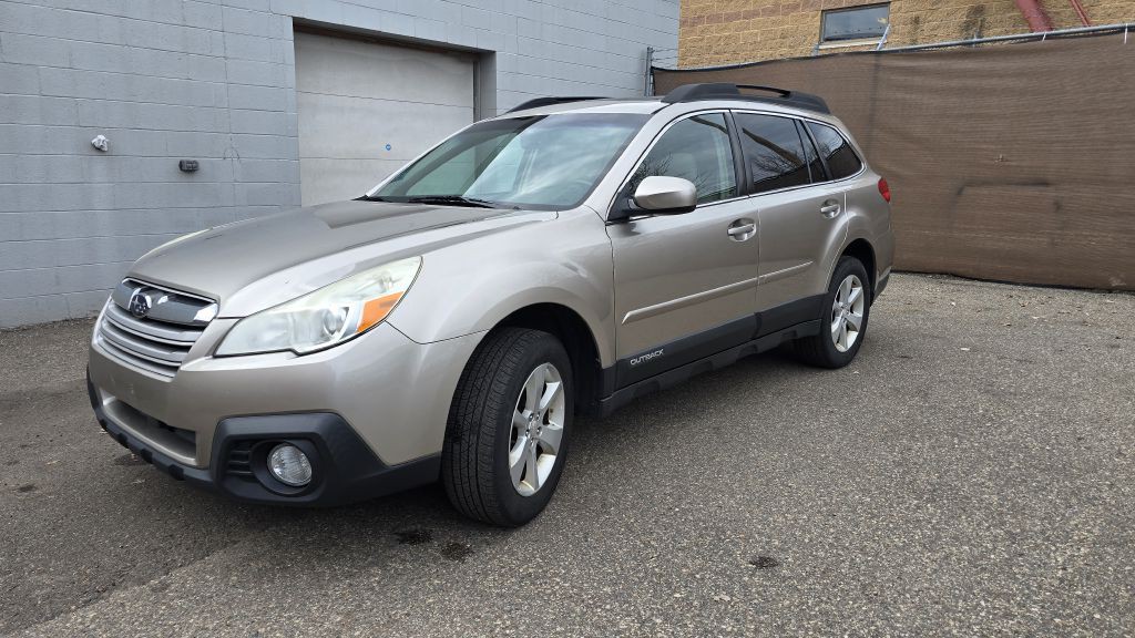 2014 Subaru Outback Image 4