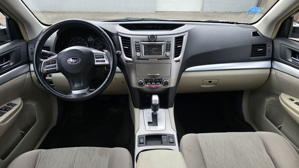 2014 Subaru Outback Image 13