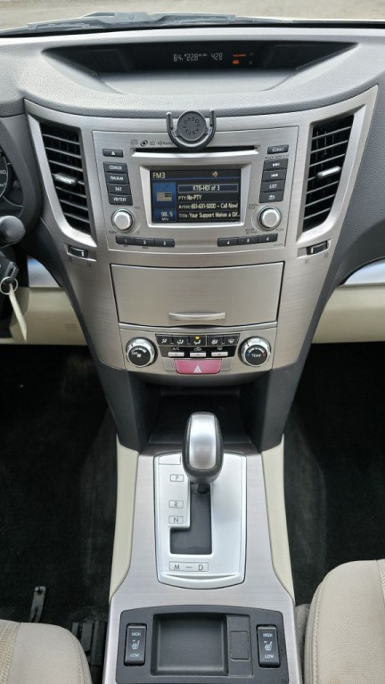 2014 Subaru Outback Image 14