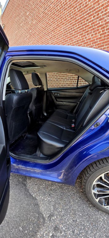 2015 Toyota Corolla Image 10