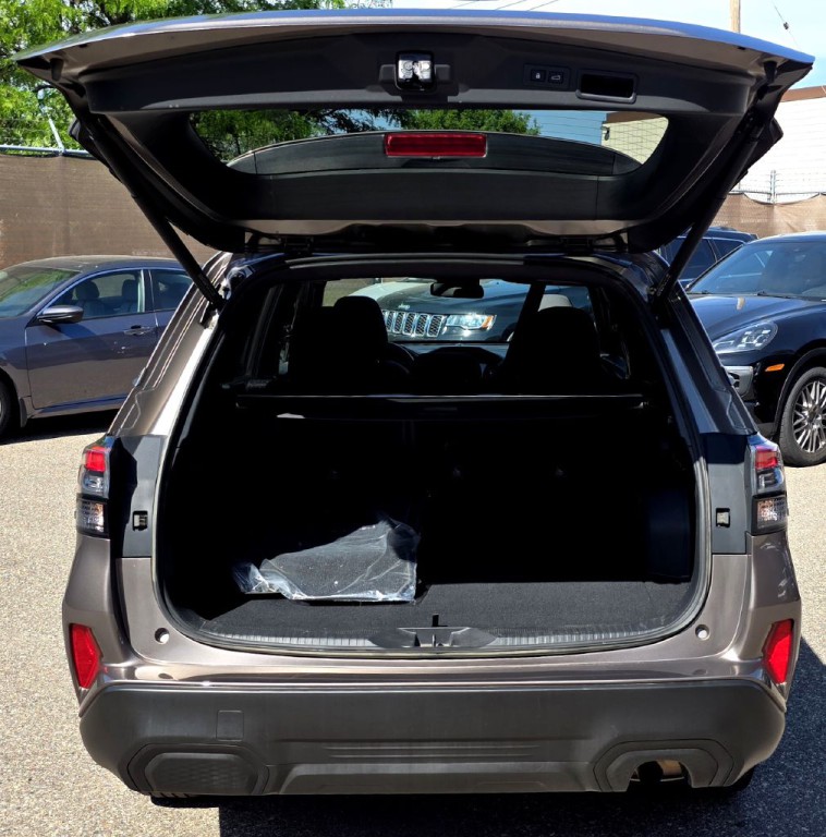 2025 Subaru Forester Image 7