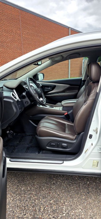 2017 Nissan Murano Image 12