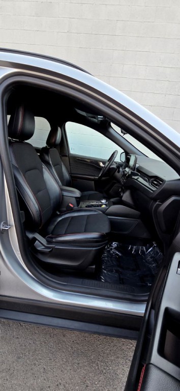 2023 Ford Escape Image 11