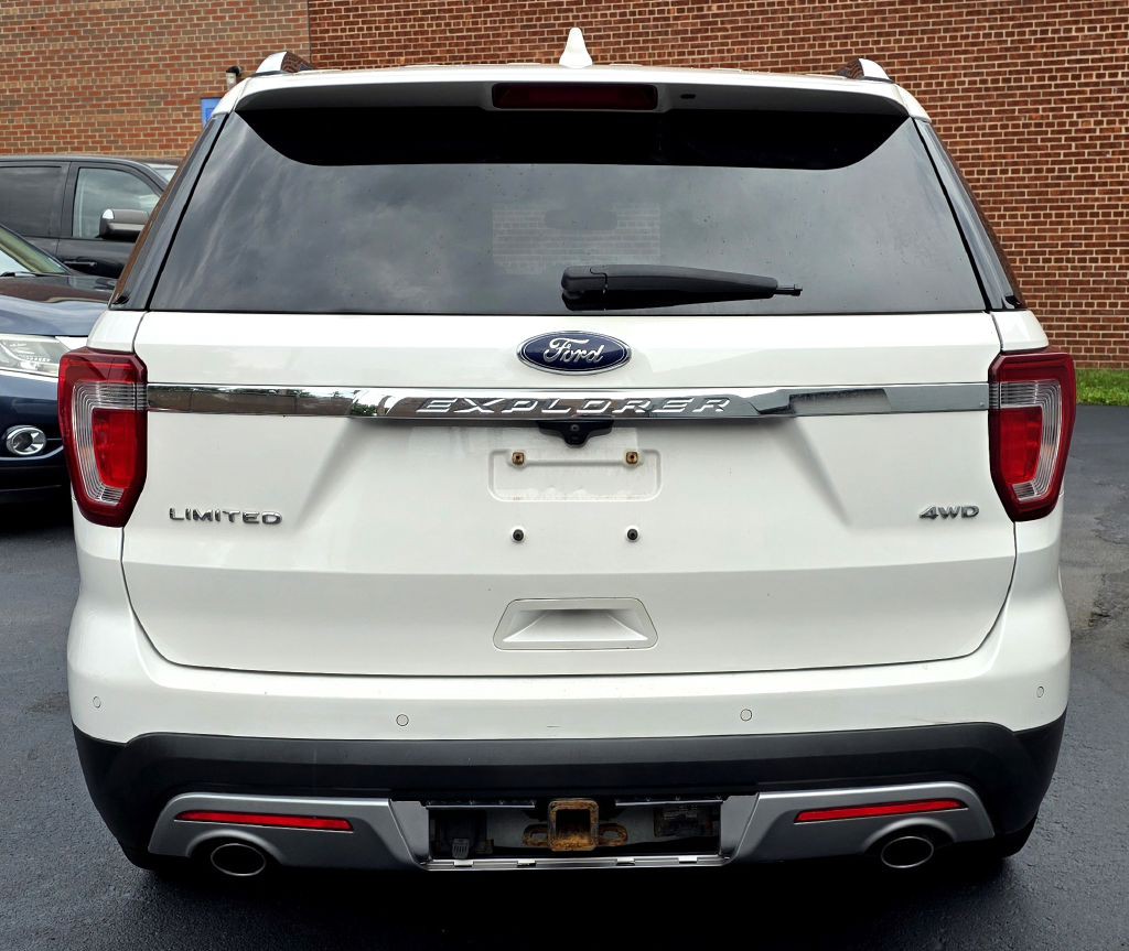 2017 Ford Explorer Image 6