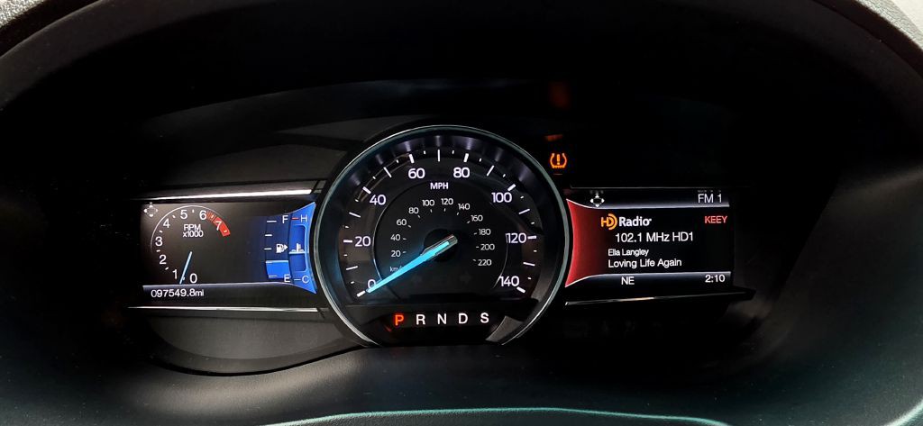 2017 Ford Explorer Image 15