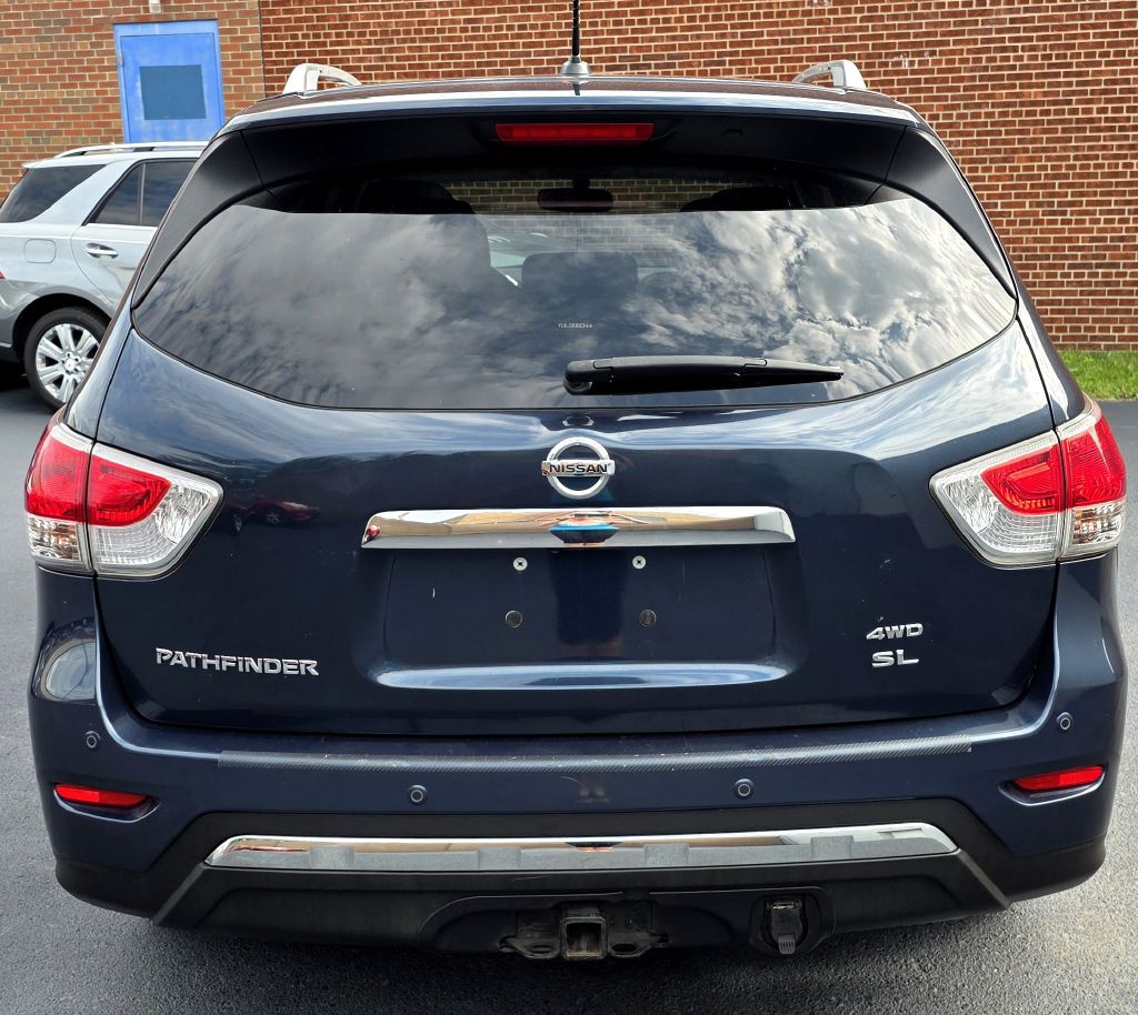 2015 Nissan Pathfinder Image 6