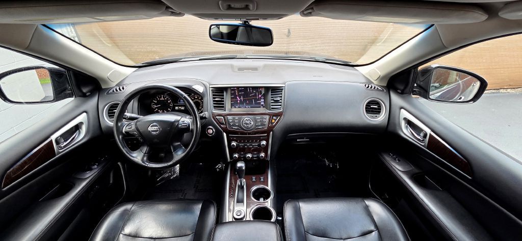 2015 Nissan Pathfinder Image 13