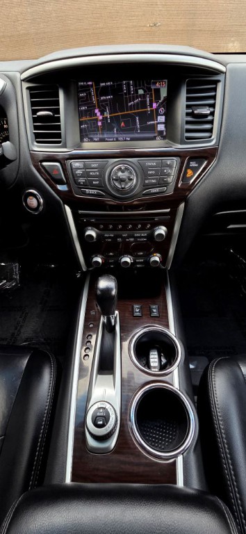 2015 Nissan Pathfinder Image 14