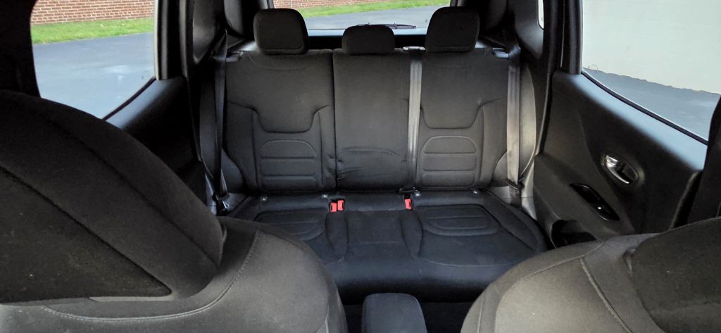 2021 Jeep Renegade Image 8