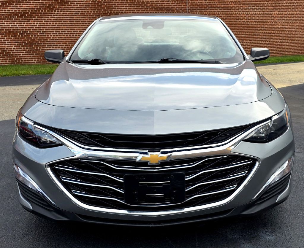 2023 Chevrolet Malibu Image 3