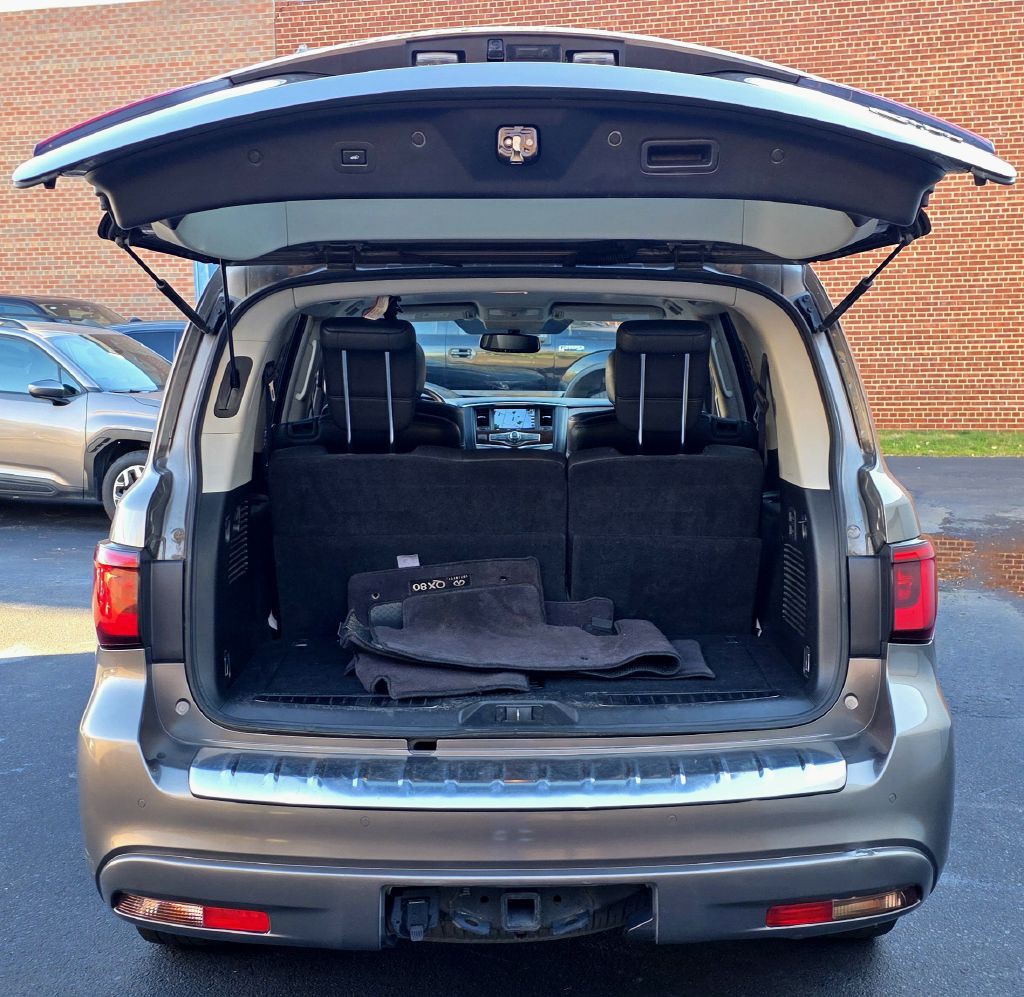 2018 INFINITI QX80 Image 7