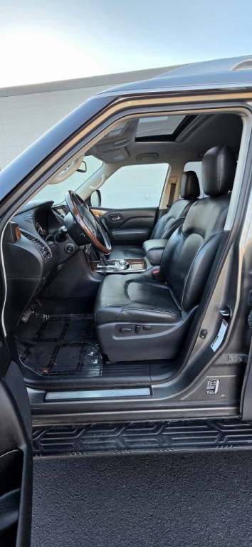 2018 INFINITI QX80 Image 12