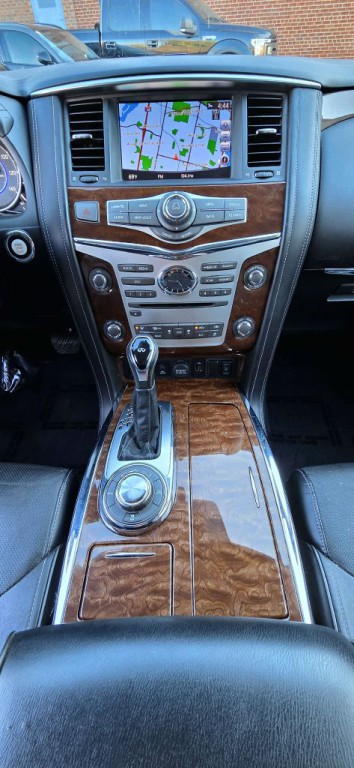 2018 INFINITI QX80 Image 14