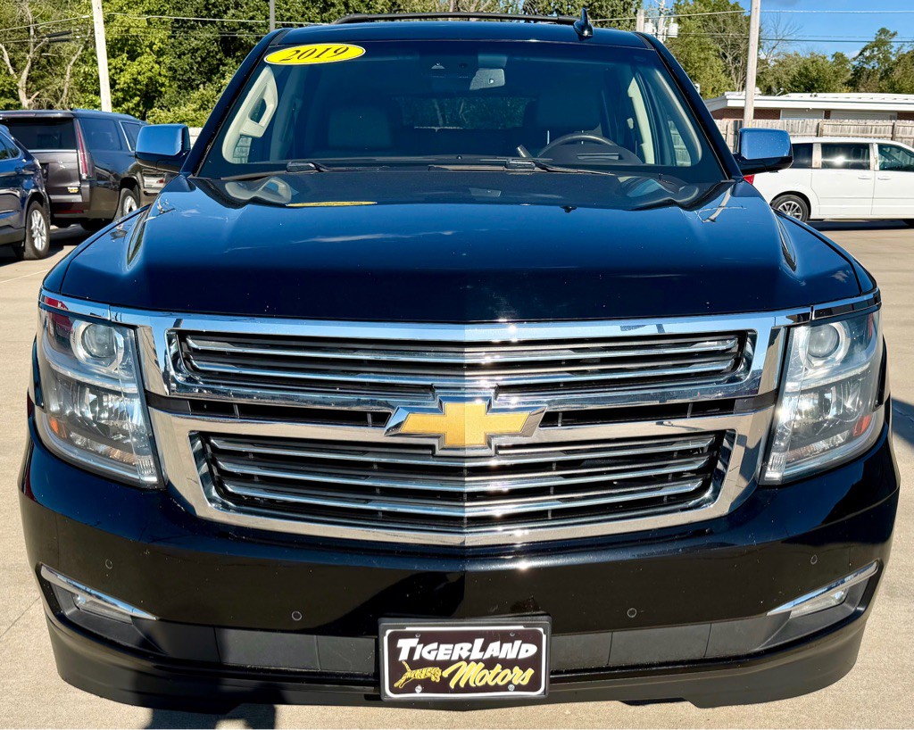 2019 Chevrolet Tahoe Image 2