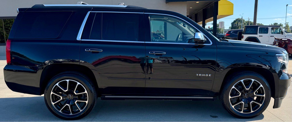 2019 Chevrolet Tahoe Image 8