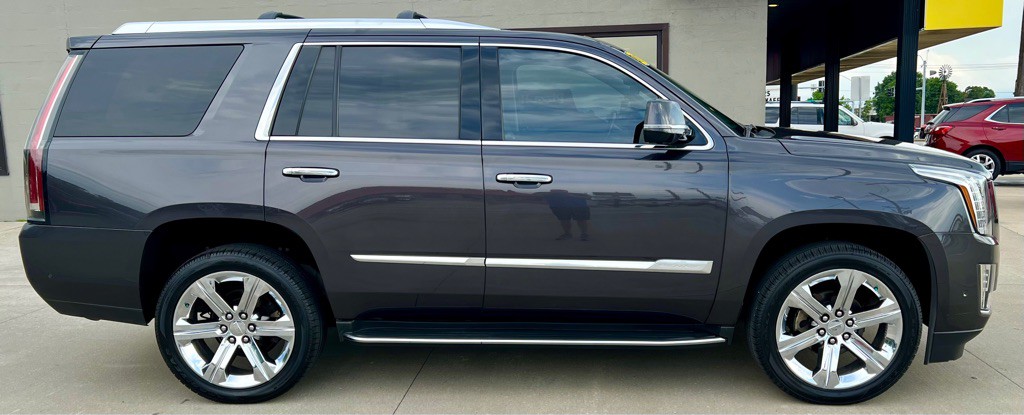 2017 Cadillac Escalade Image 8