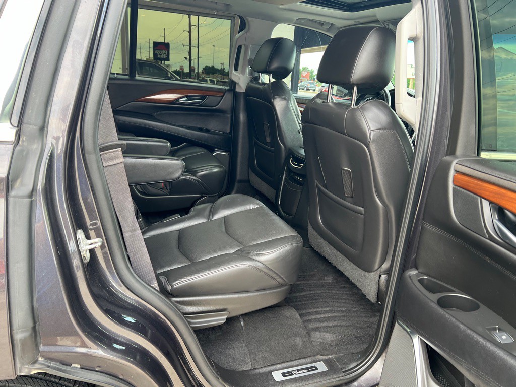 2017 Cadillac Escalade Image 20