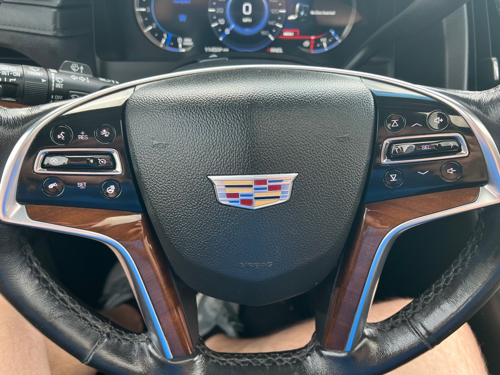 2017 Cadillac Escalade Image 34