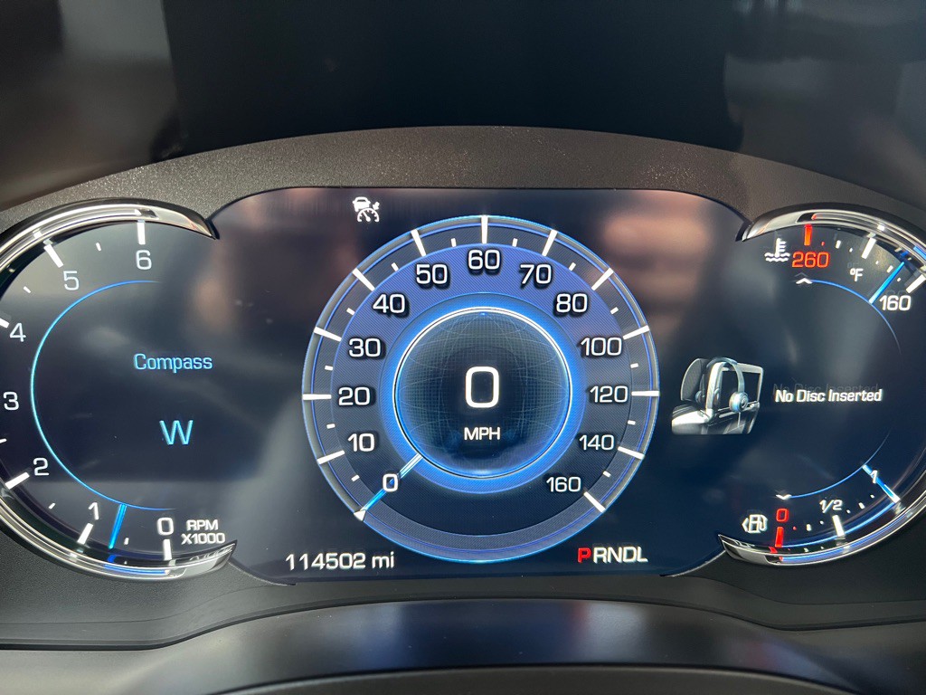 2017 Cadillac Escalade Image 35