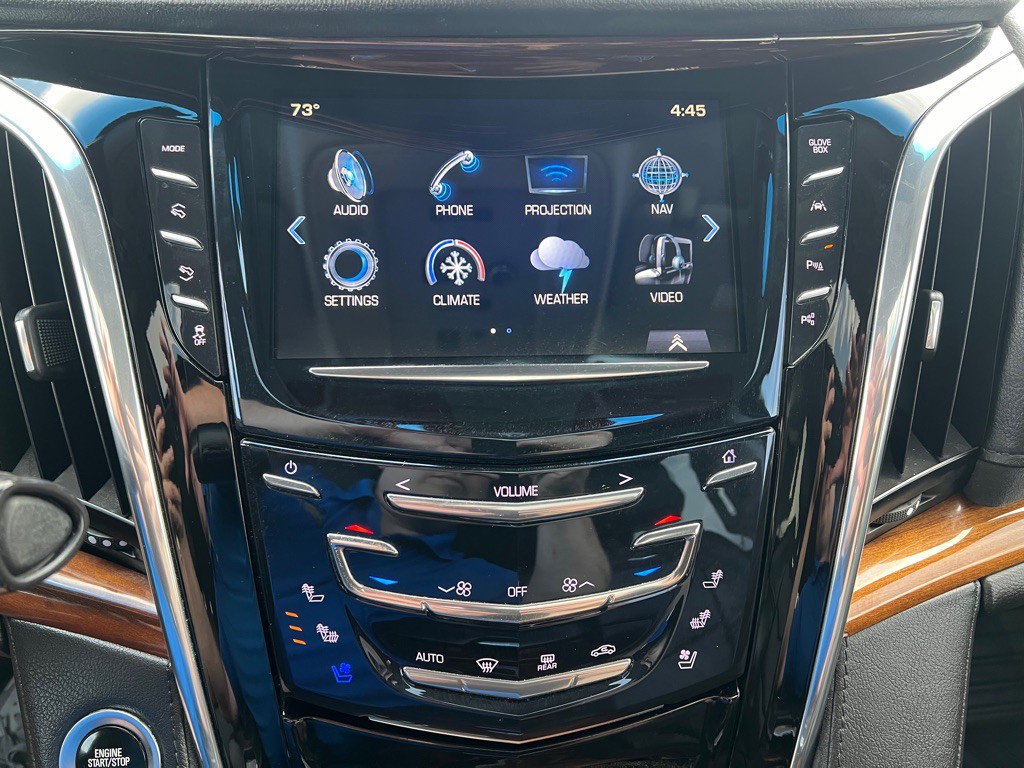 2017 Cadillac Escalade Image 36