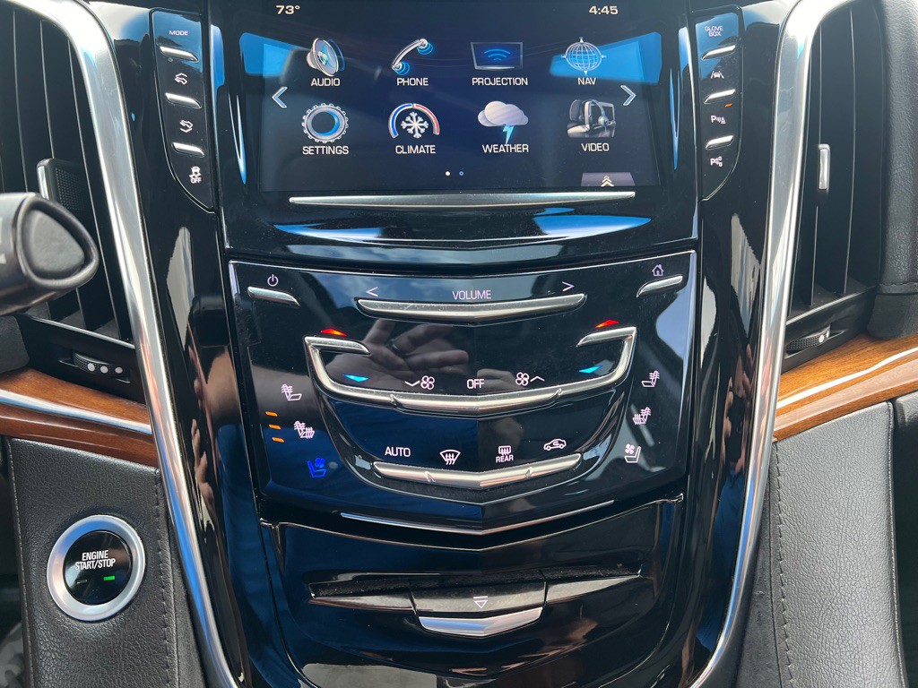 2017 Cadillac Escalade Image 37