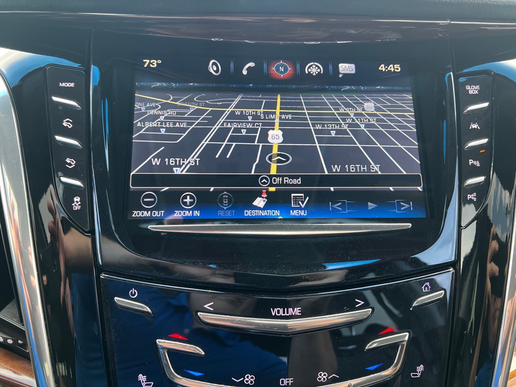 2017 Cadillac Escalade Image 39