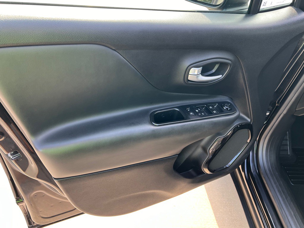 2019 Jeep Renegade Image 19