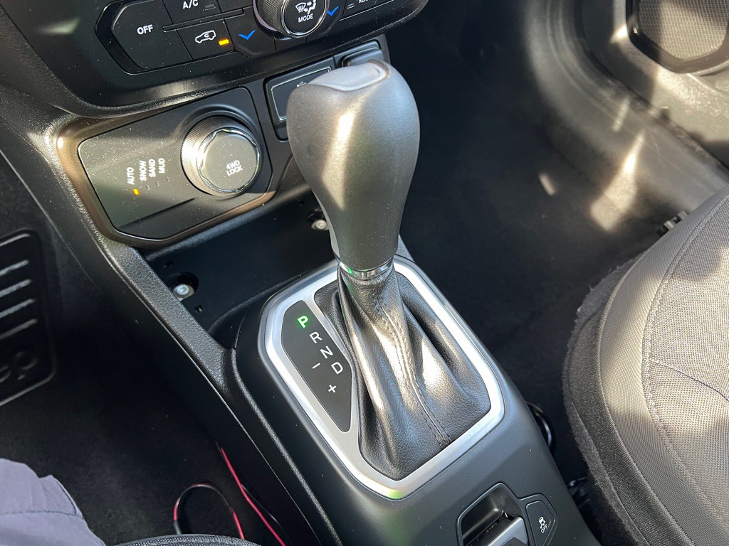 2019 Jeep Renegade Image 25