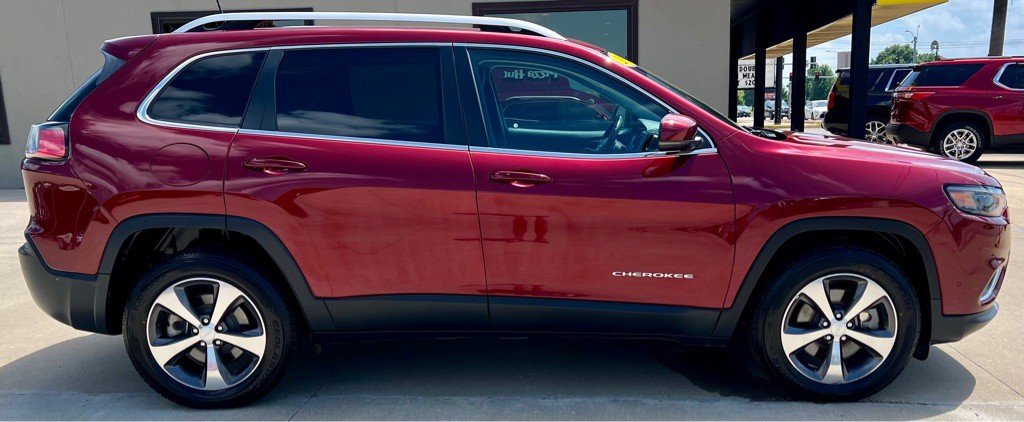 2019 Jeep Cherokee Image 8