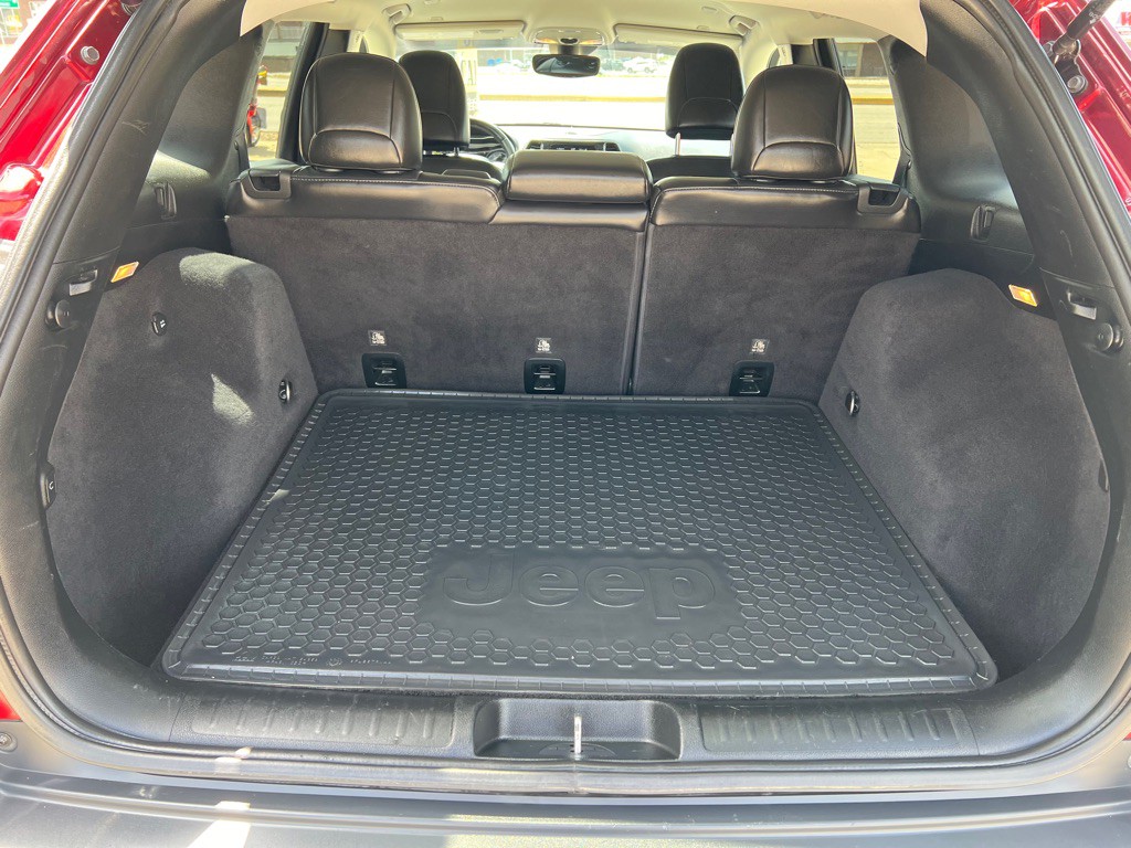 2019 Jeep Cherokee Image 19