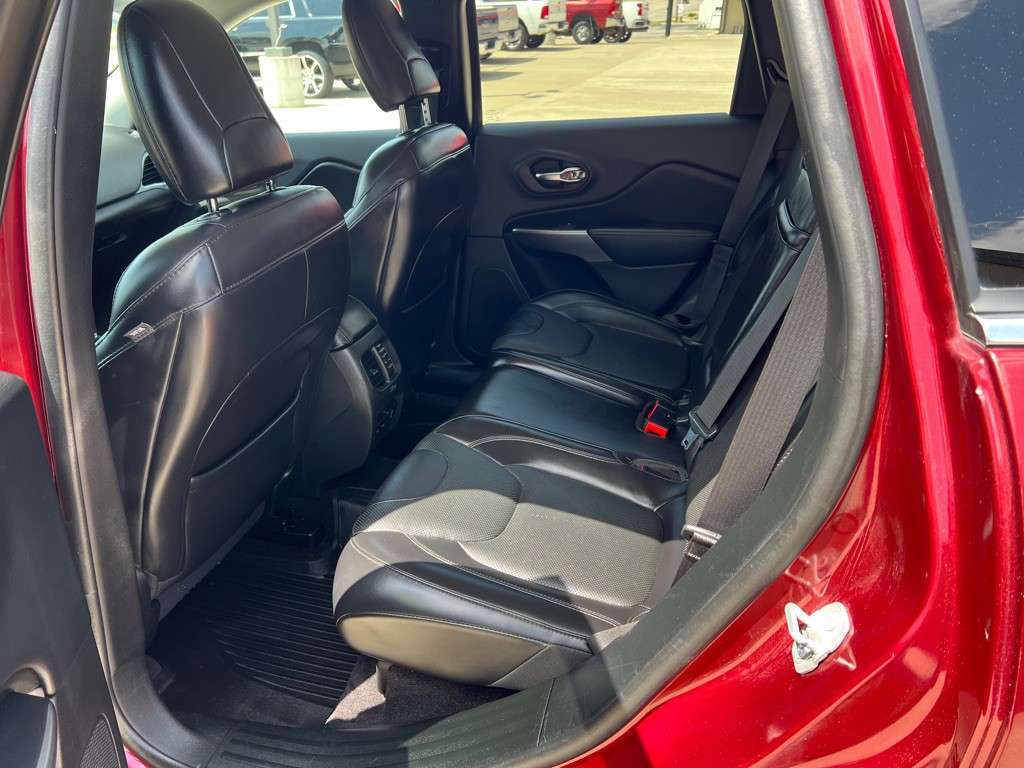 2019 Jeep Cherokee Image 21