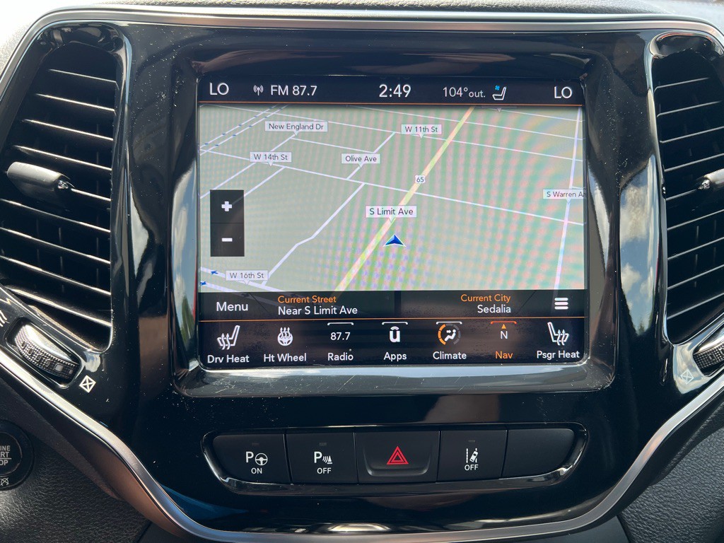 2019 Jeep Cherokee Image 32