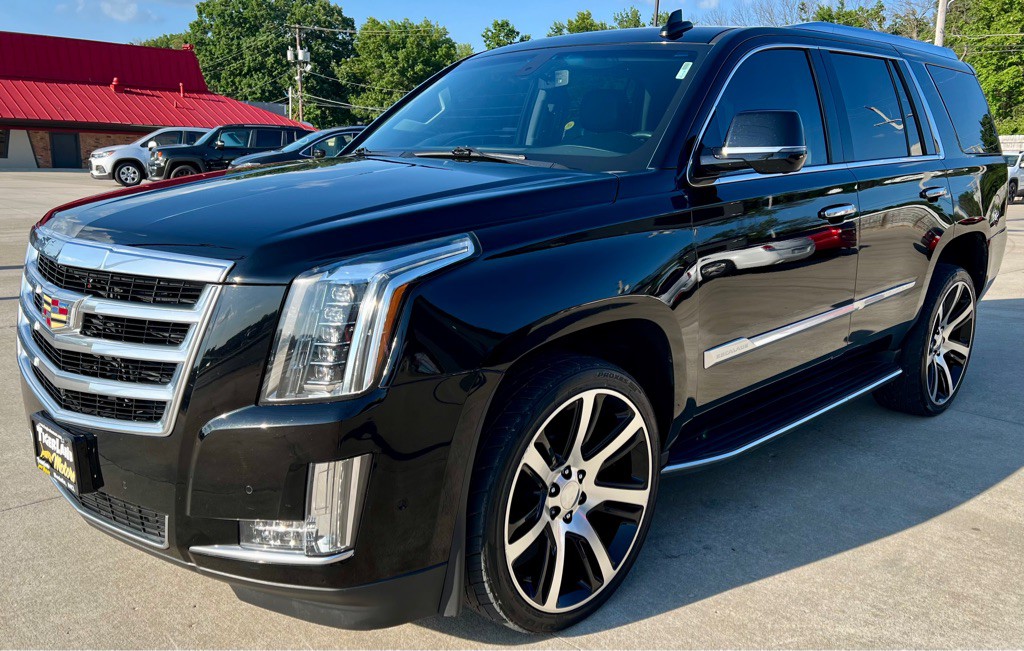 2018 Cadillac Escalade Image 3