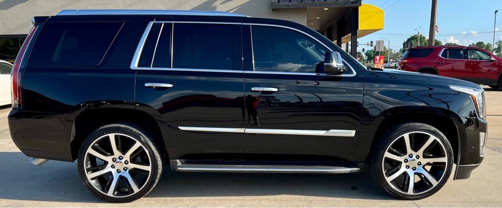 2018 Cadillac Escalade Image 8