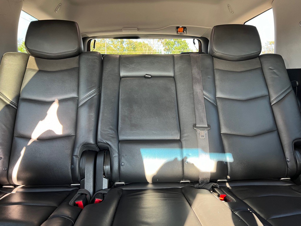 2018 Cadillac Escalade Image 15