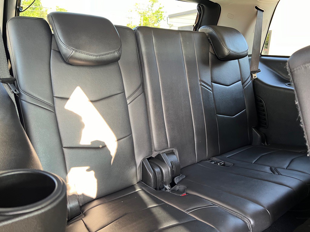 2018 Cadillac Escalade Image 18