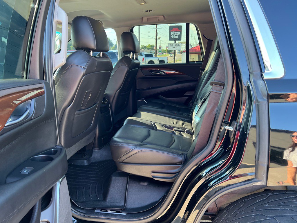 2018 Cadillac Escalade Image 22