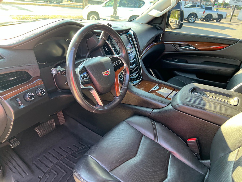 2018 Cadillac Escalade Image 24
