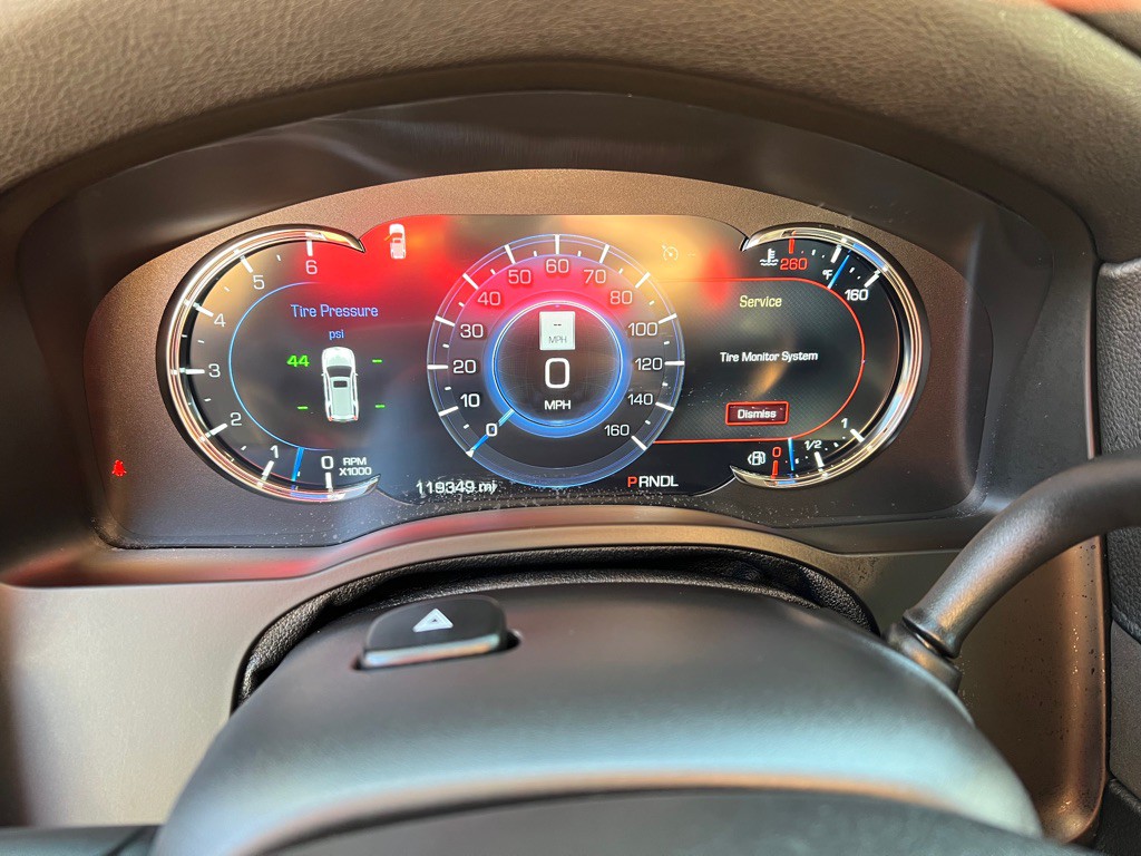 2018 Cadillac Escalade Image 29